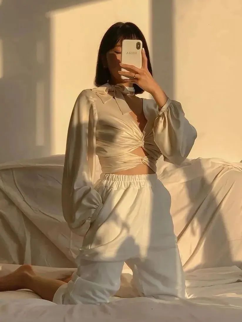 20款绝对令人惊艳的衣服,盘点那些颜值超高的衣服