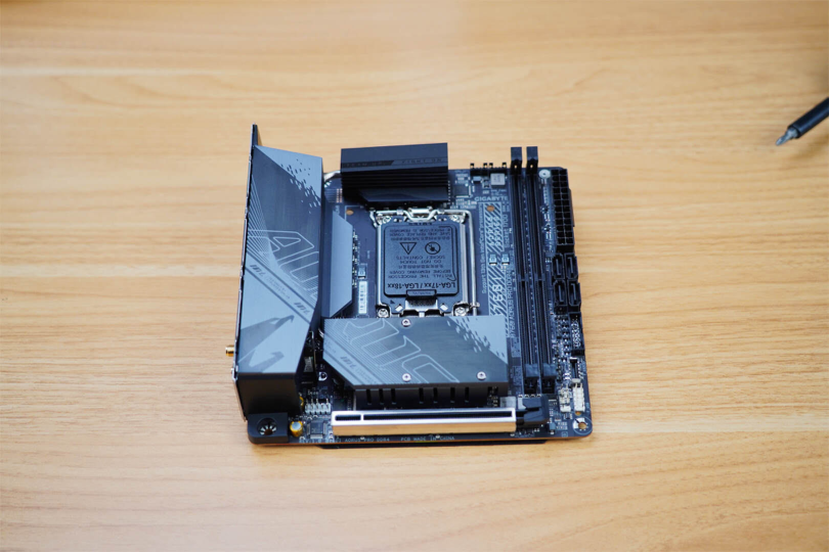 技嘉b760i迷你雕用什么散热器,技嘉b760小雕主板配13代i5