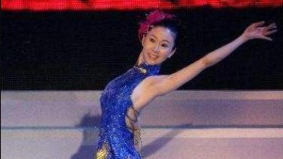 事实证明，为了钱选择当“裸模”的汤加丽，已经走上了另一条大道