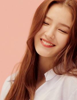 韩国爱豆被偷拍,韩国爱豆被曝出入非法娱乐场所