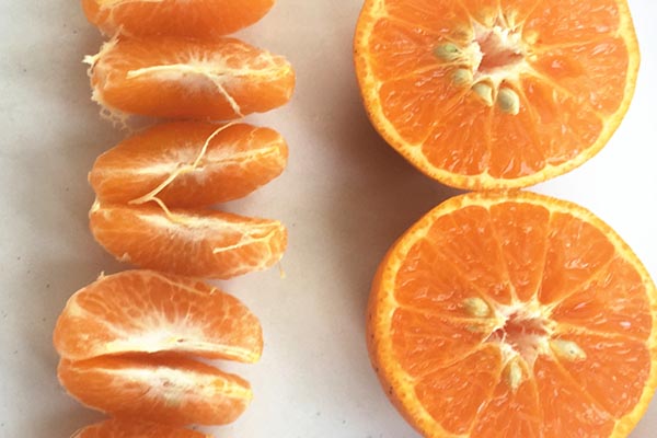 橘子和橙子为何一个降火一个上火,橘子吃多了好不好发胖