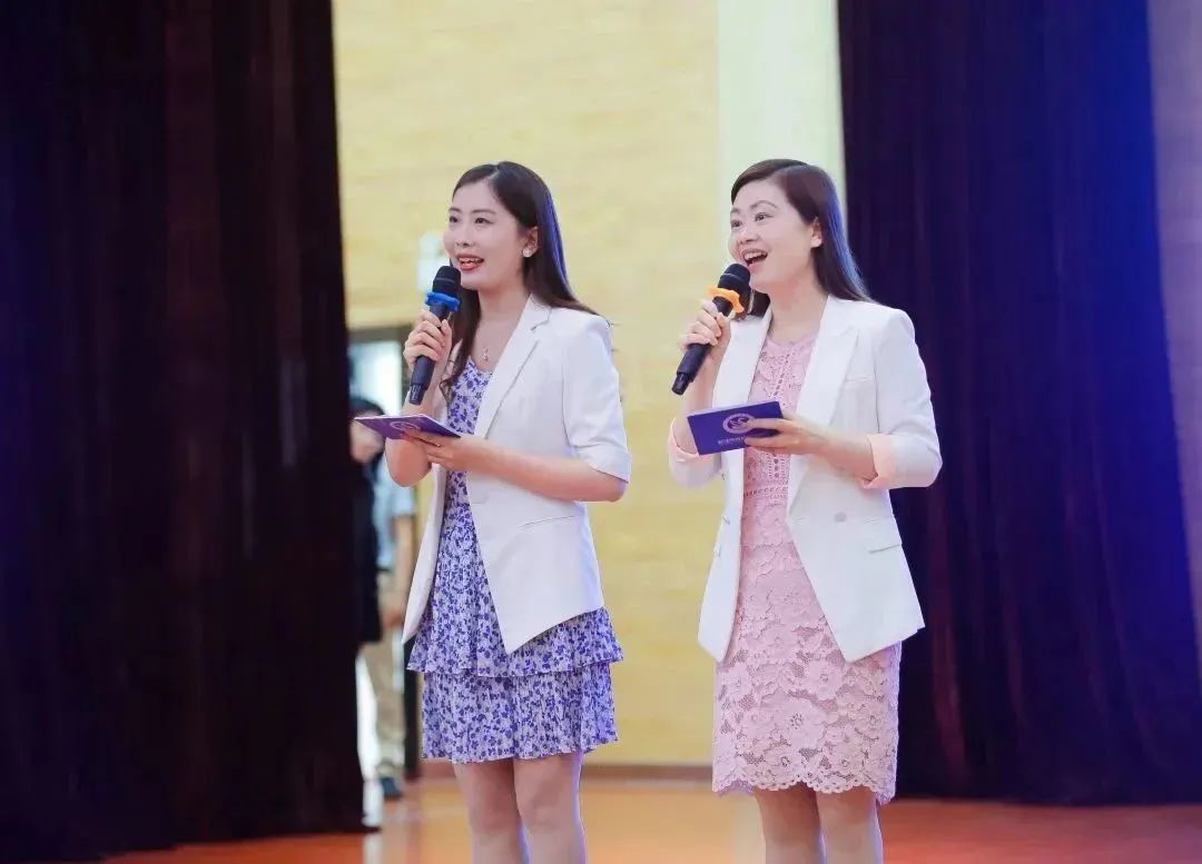 武汉首届智慧教育优秀教师,武汉东湖高新技术开发区新教师