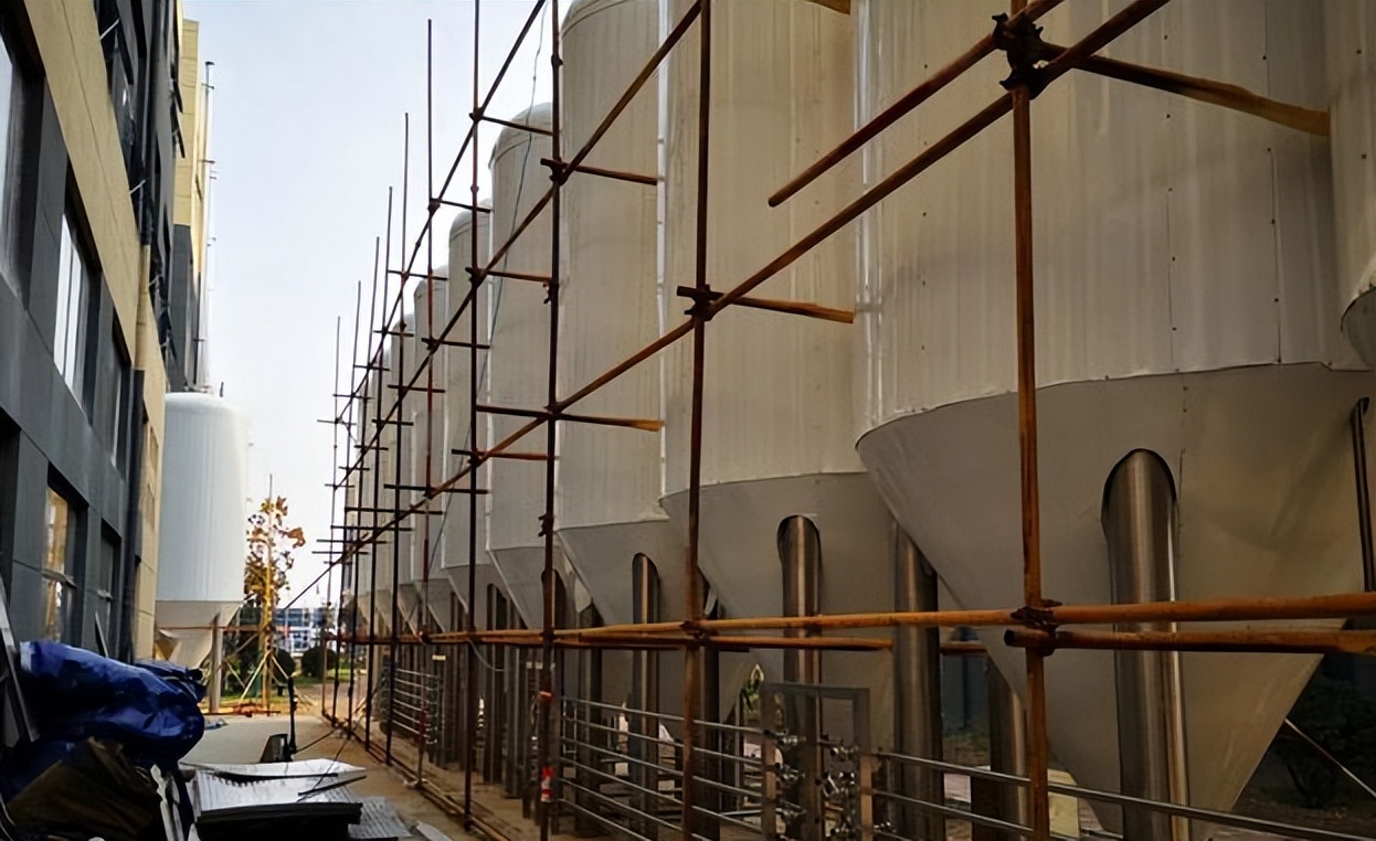 小型鲜啤酒酿造设备价格,啤酒精酿设备