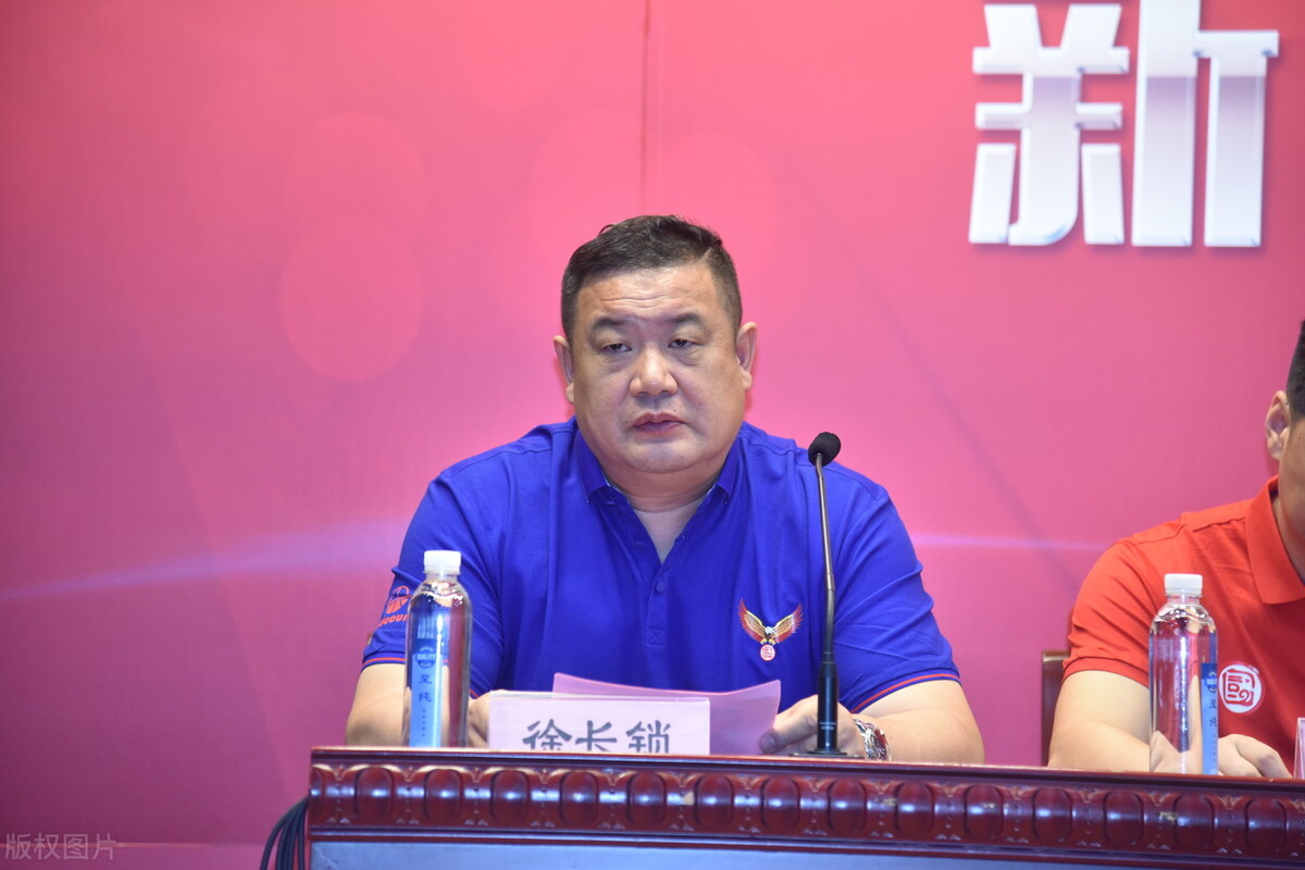 山东男篮巩晓彬最新消息,山东男篮主帅巩晓彬去哪里了