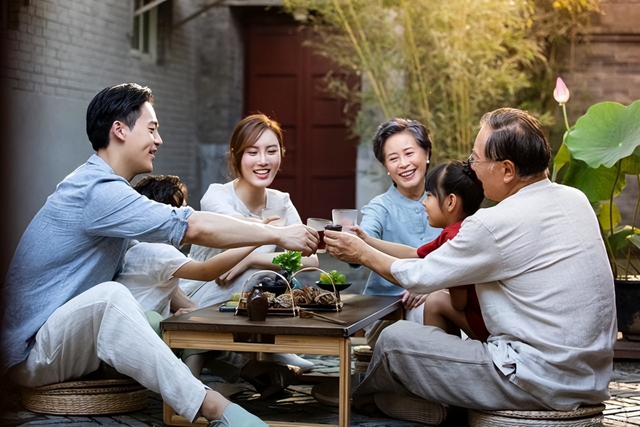 两头婚女方该不该不要彩礼,两头婚女方要彩礼合适吗