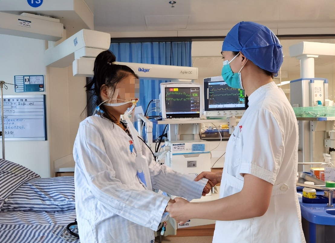 仓鼠咬人全身皮肤变成火龙果事件,杭州一女子买仓鼠得恙虫病