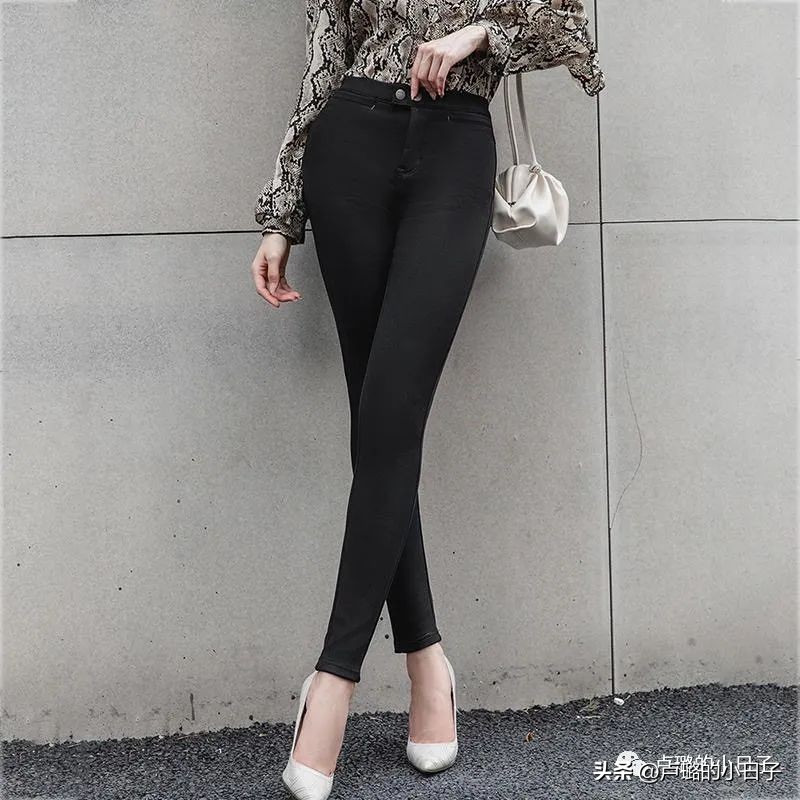 五人衣服套装,5个人穿的衣服礼服