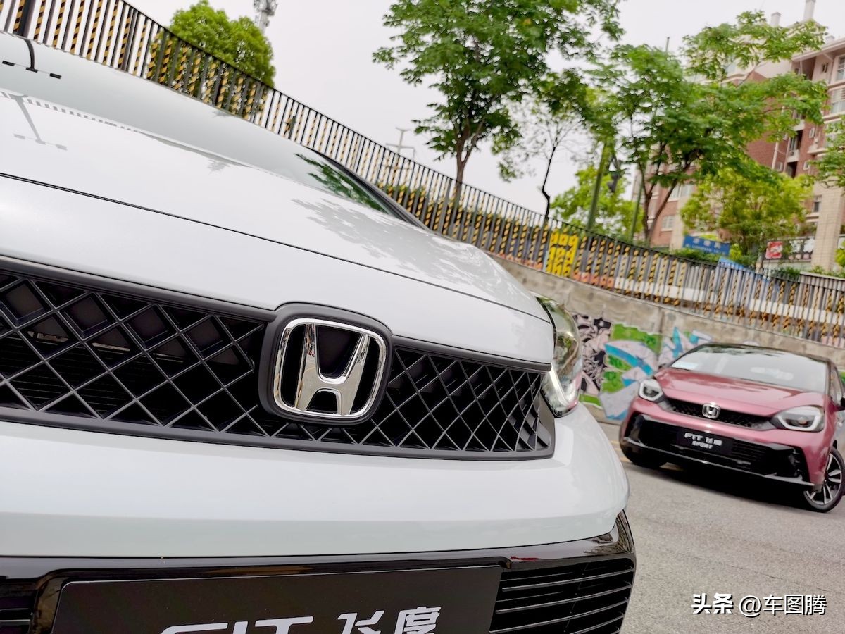 买二手飞度5还是买新飞度4,新飞度和老飞度对比