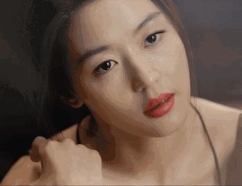 三款适合各种脸型的发型,大脸女生中长发烫发发型