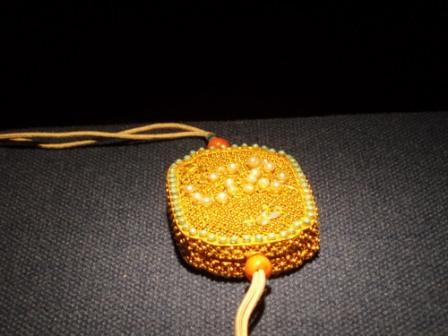 结婚三金一套真一套假,结婚三金没超过一万