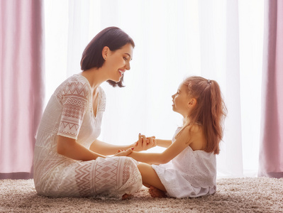 孩子叫你妈妈还是妈,你的孩子叫你妈妈还是妈有何区别