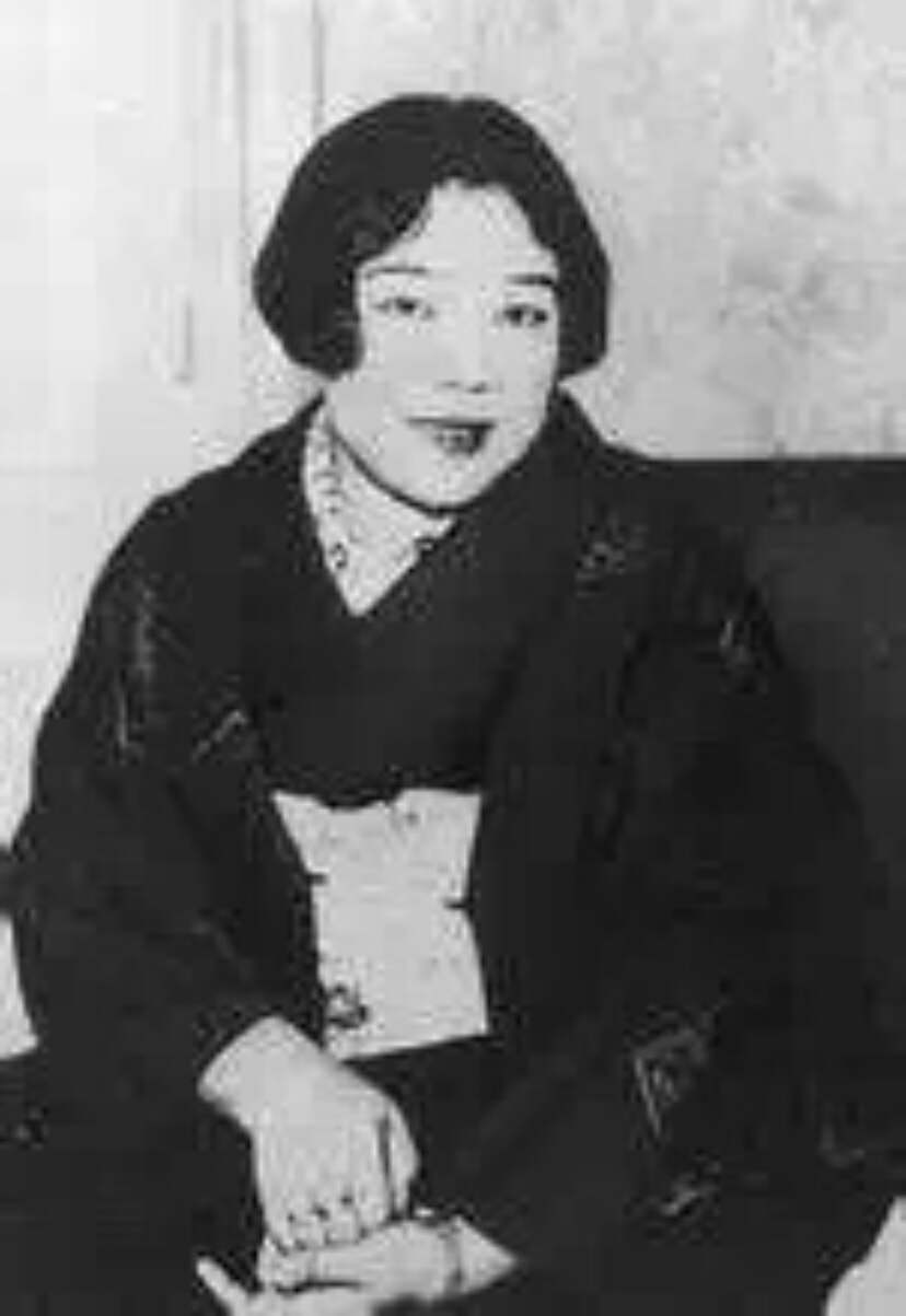 《老妓抄》：老妇人圈养年轻男子的故事，道尽了女*爱性**与欲的隐痛