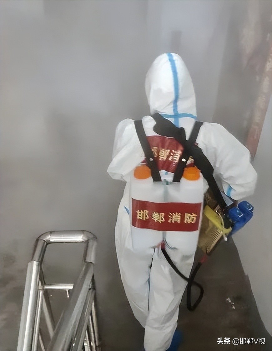 閭兏鎶楃柅鑻遍泟鐓х墖,閭兏鐤儏娴锋姤