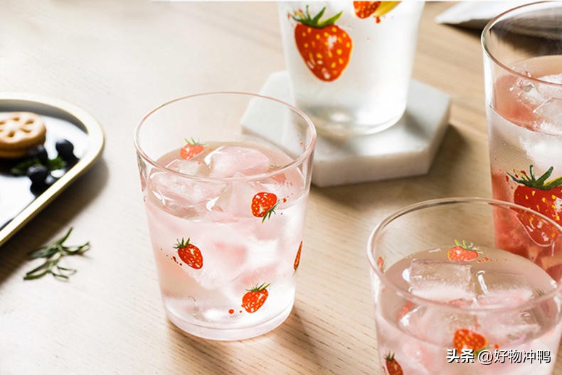 高颜值水杯让你一天喝八杯水,高颜值水杯让你每天喝够八杯水