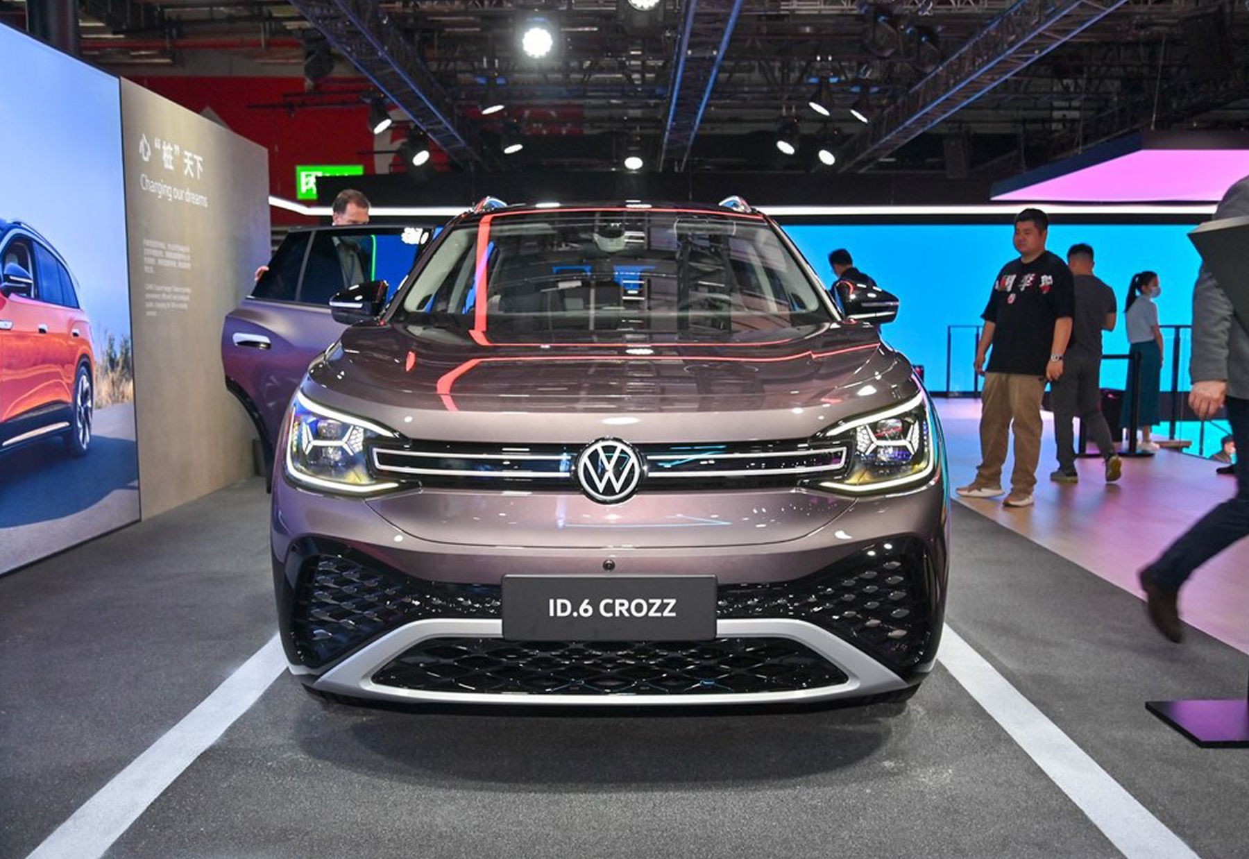 ID.6CROZZ有自己的德国安全基因