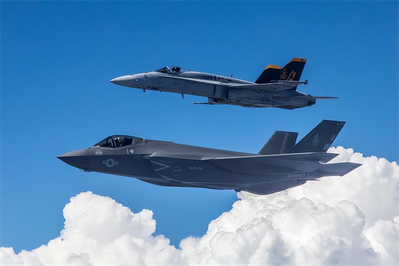 鍙版捣鍐涙紨缇庡浗绗竷鑸伴槦,缇庡啗绗竷鑸伴槦鍙版捣鍔ㄥ悜