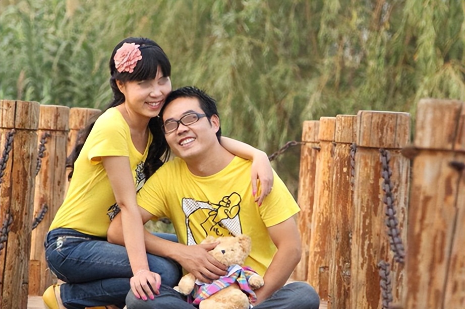 故事:带准婆婆逛街,她要我给她买件一百元衣服,回家我取消婚礼