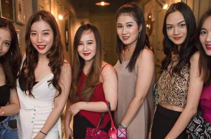 实拍泰国曼谷夜街,泰国曼谷最美夜市