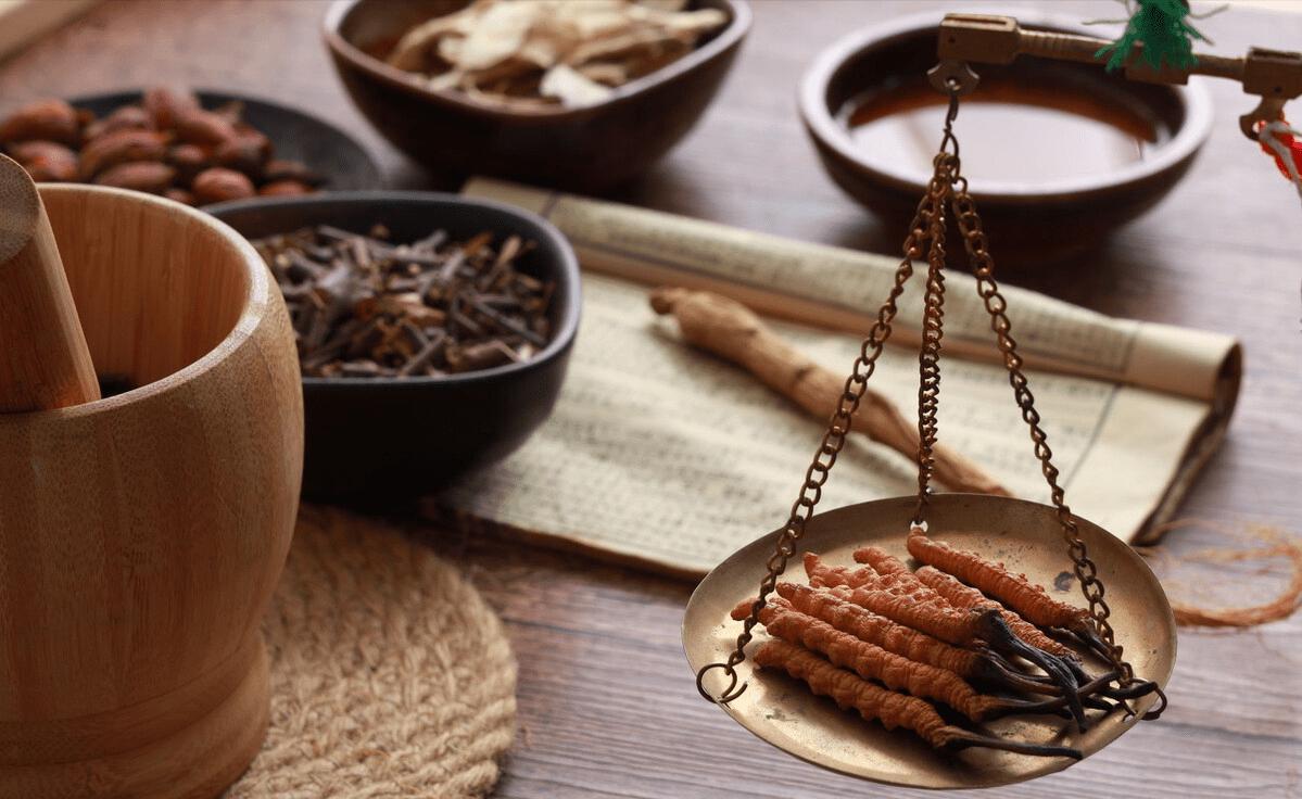 吃中药最伤肝的五种药是哪几种,警惕请停止食用这6类中药