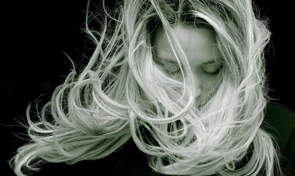 征服*夜初**效应:中年女性如何克服内心抵触,勇敢尝试新事物