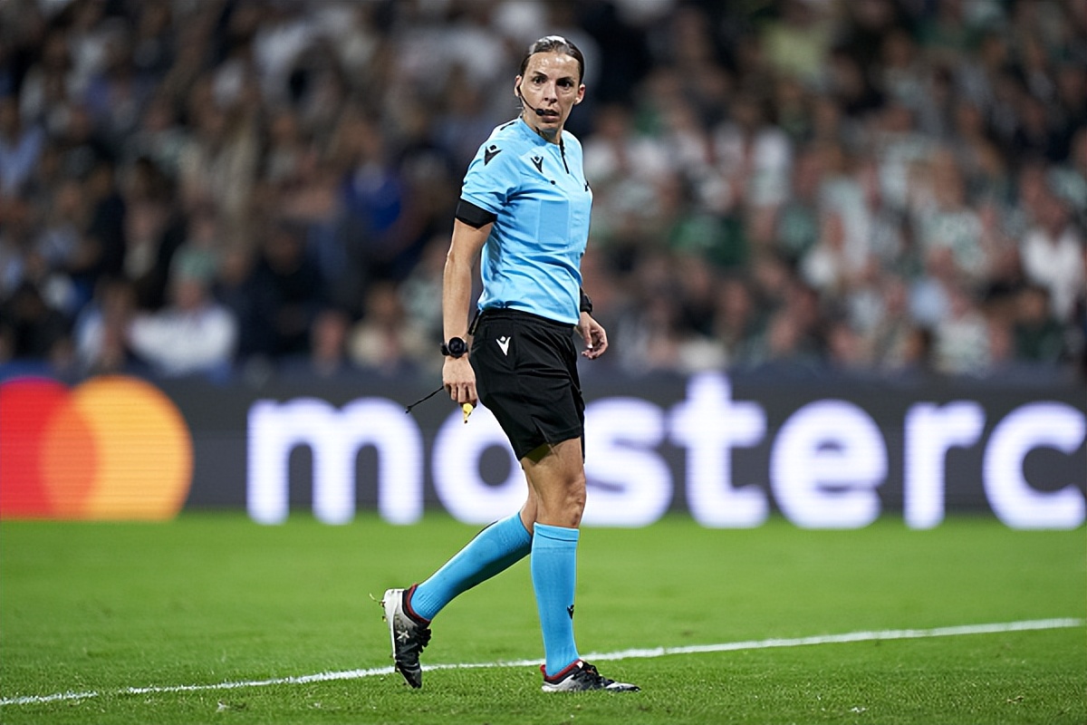 德国杯决赛主裁人选正式揭晓,世界杯将迎首位女主裁