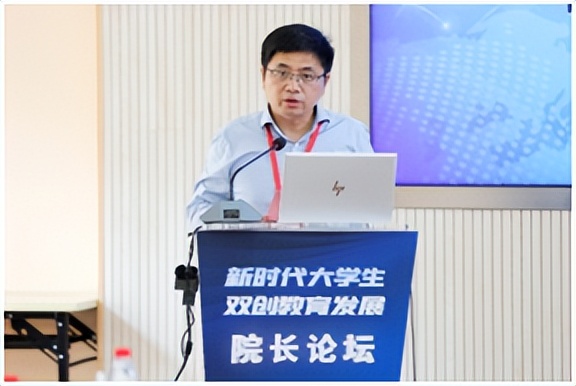 以训提能、以赛促创、高校24小时创客极限挑战赛在上海师大举行