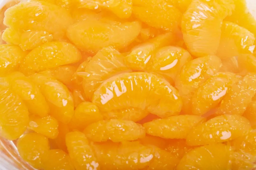 黄桃罐头在东北无可替代,黄桃罐头是刻在东北人骨子里的