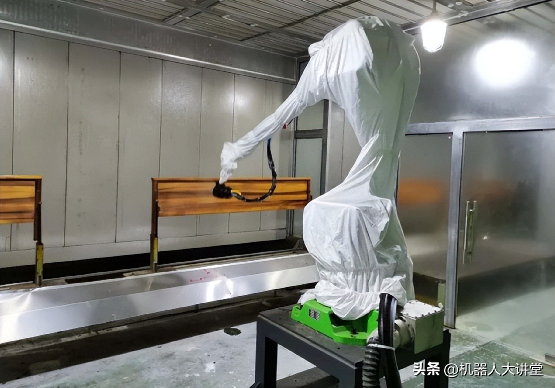 机器人+家具产业怎么做？这家企业创新开拓“共享工厂”模式