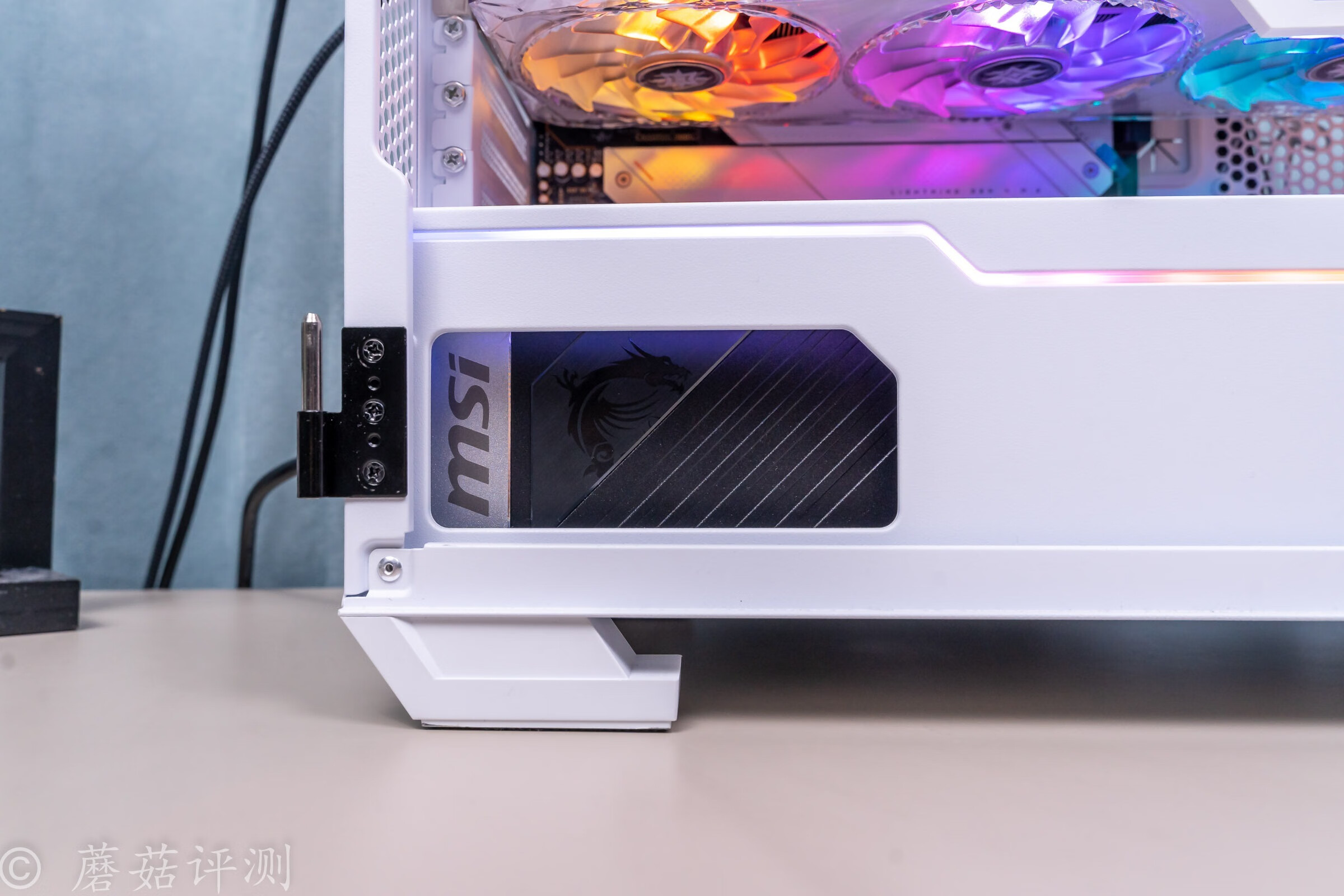 宇瞻ddr4240016g普条怎么样,宇瞻暗黑8gddr43600白色