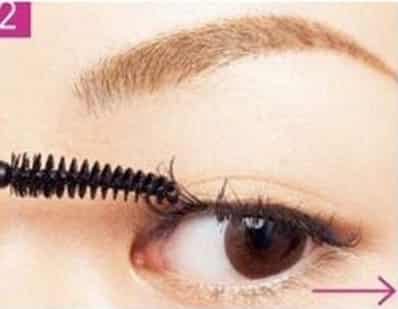 睫毛膏正确刷法,睫毛膏要怎么刷不结块