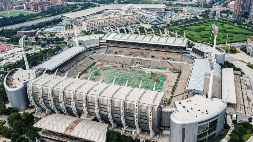 武汉有必要兴建专业足球场馆,武汉汉江湾足球场免费吗