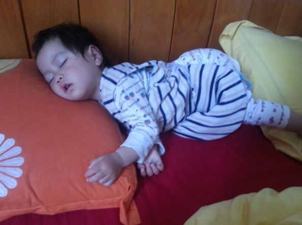 孩子夜里盗汗调理小妙招,小孩脾胃不好的6大征兆睡觉盗汗