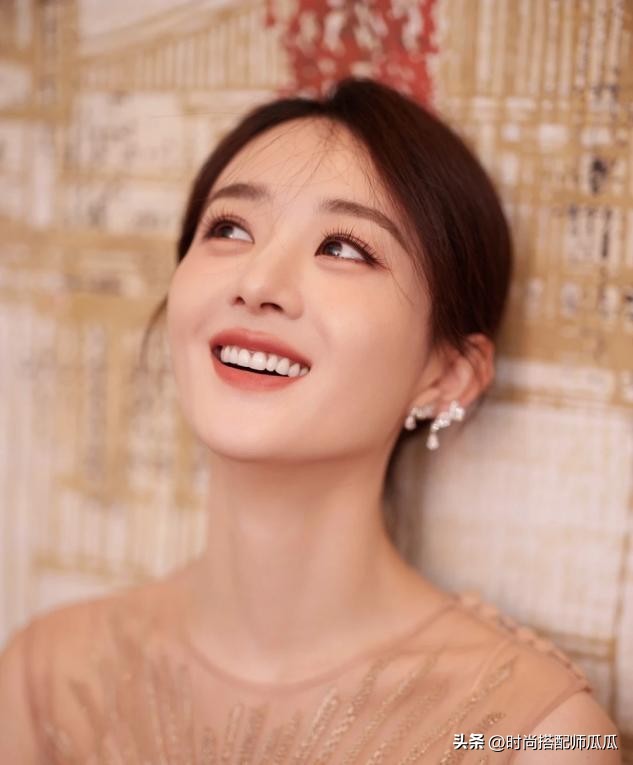 女人脸上有这二个特征的不显老,脸上有这3种特征的女人年纪越大