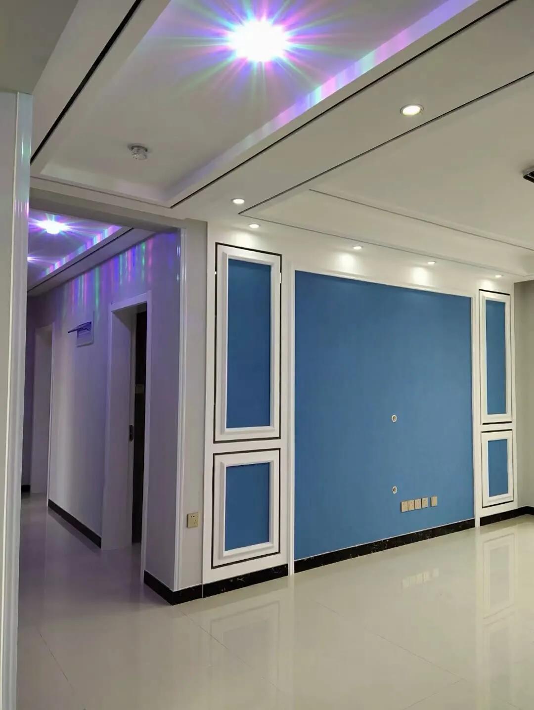 简单隐形门电视背景墙,30平小户型电视背景墙