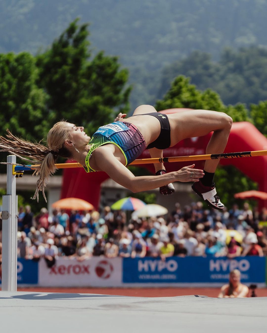 腹肌最漂亮的女运动员,肌肉爆棚的女运动员