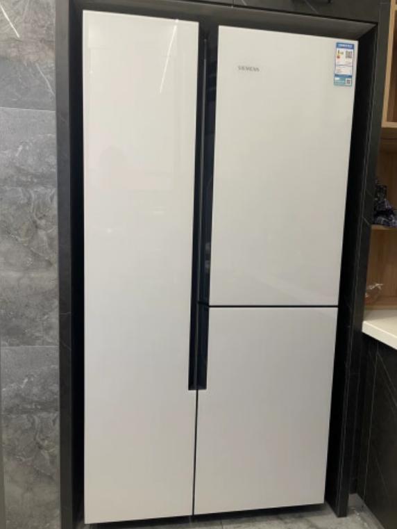 上万元的冰箱好还是便宜的好,一万多的冰箱和几千块的冰箱