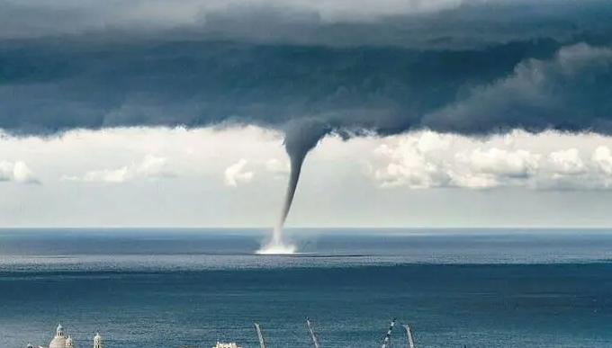 青海湖异象之谜解密,青海湖发现神秘现象