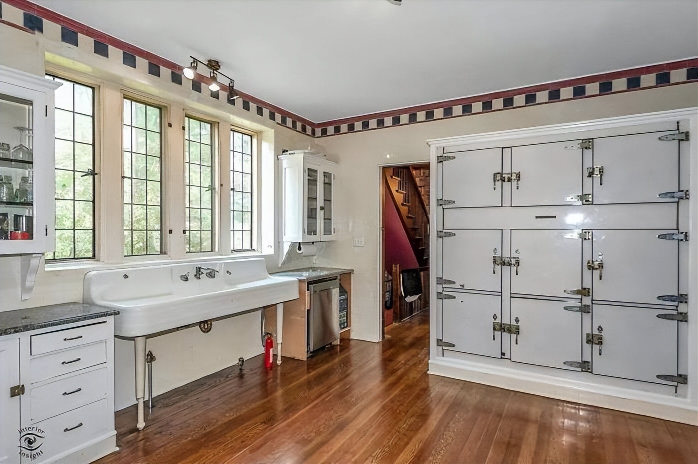 歪果网友分享童年回忆照片,外国网友分享意外翻出的东西