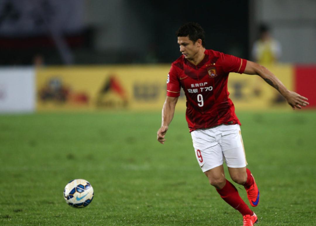 艾克森中超最新消息,艾克森中超射手王亚冠