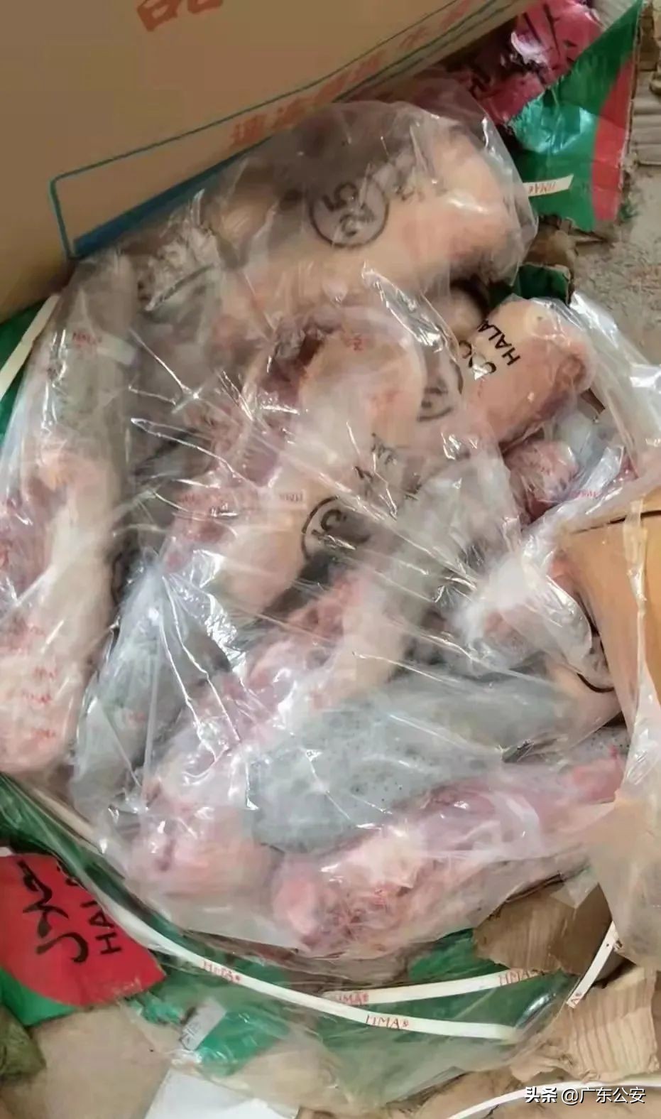 团伙作案盗了价值4000的废铁,团伙非法盗采矿石涉案125万元