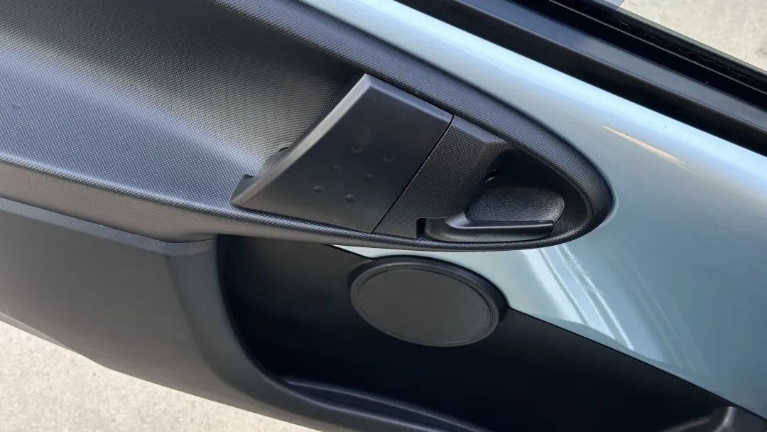 2010款比亚迪f0翻新案例,比亚迪f0全车翻新喷漆多少钱