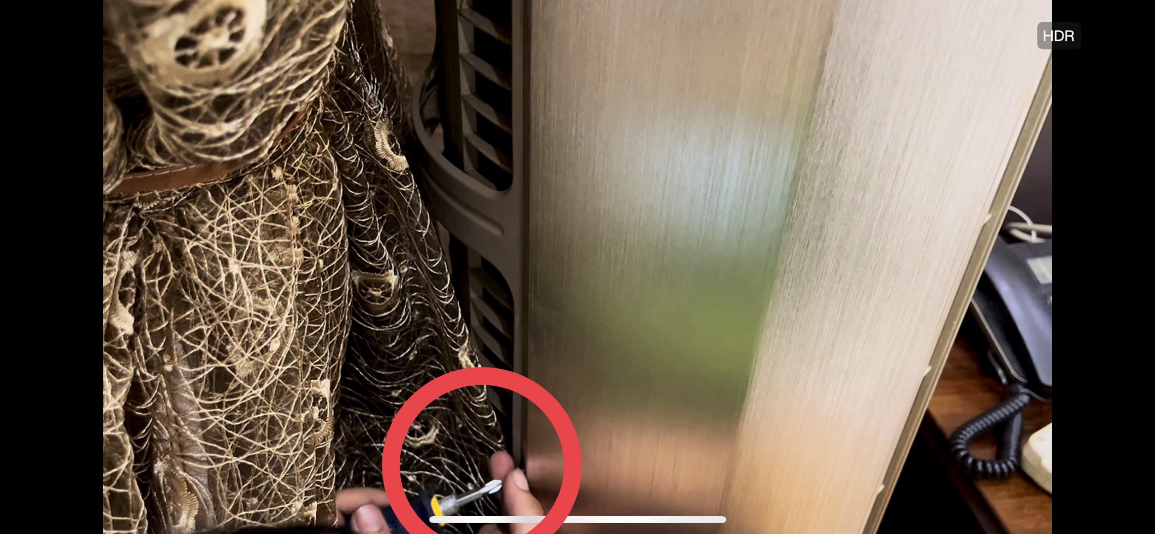 格力铂圆柱空调过滤网怎样取,格力圆柱i铂空调拆卸视频教程