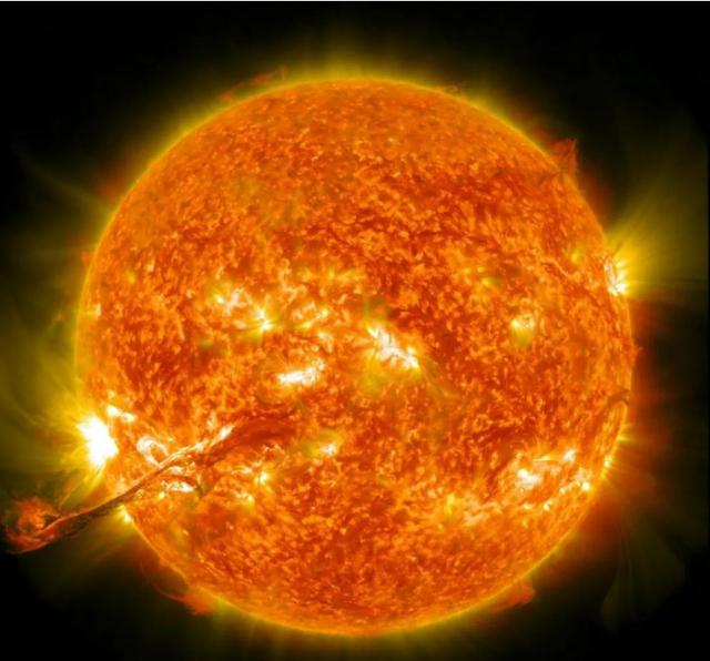 24亿年前，下了一场持续3亿年的“大雪”，地球变成一个“雪球”