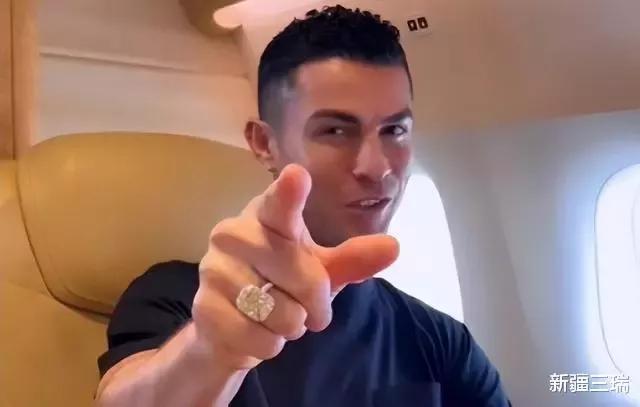c罗不向资本妥协,c罗炫富场面