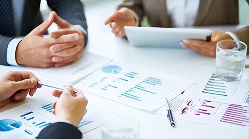 女生学电力专业最好学哪一个专业,女生吃香的十大专业排名推荐