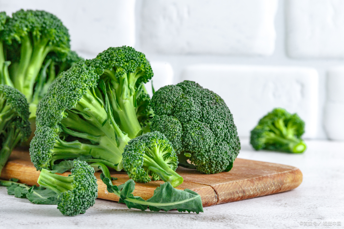 晚上吃什么可以减肥最快最好呢,在减肥的人晚上吃什么最好