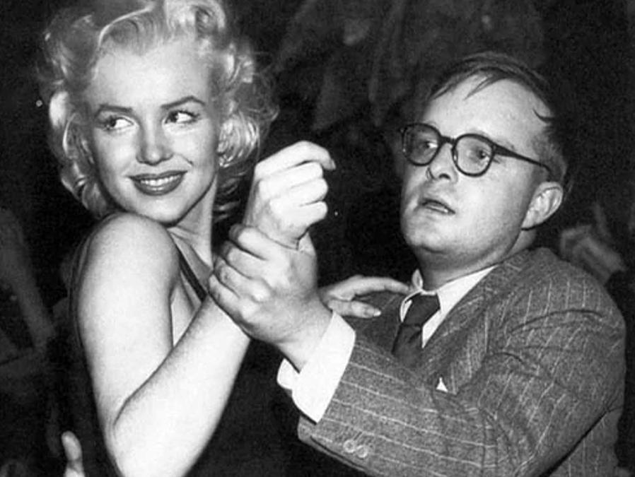 殡仪师披露玛丽莲梦露心酸细节,玛丽莲梦露尸体安葬