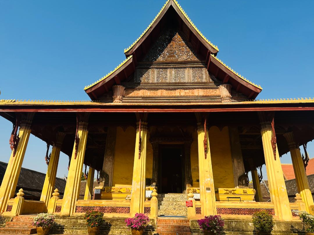 老挝首都万象相当于中国哪个城市,老挝的万象之城