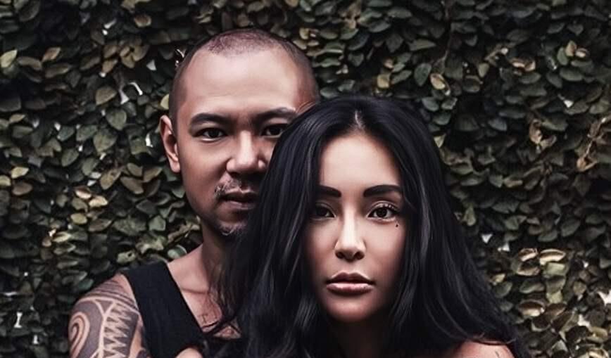 台湾知名女星不雅视频流出，前男友竖中指否认，遭网友炮轰没礼貌