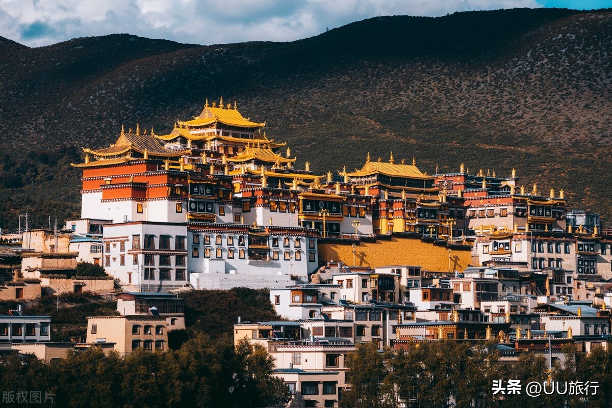 香格里拉必去的三个地方是哪三个,云南香格里拉旅游攻略必去景点